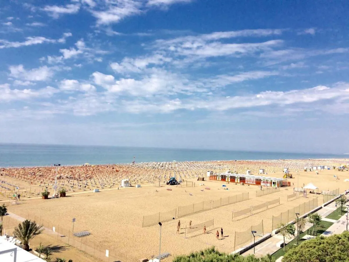 Apartment In Bibione 38260